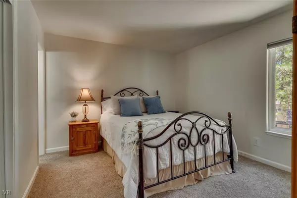 Incline Village, NV 89451,321 SKi way #96