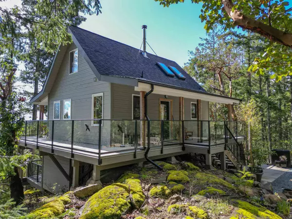 Pender Island, BC V0N 2M1,3314 PORT WASHINGTON RD