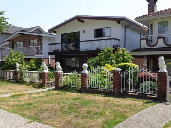 Burnaby, BC V5C 2T7,4238 GEORGIA ST