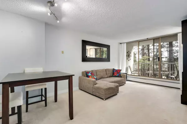 North Vancouver, BC V7P 3G8,2004 FULLERTON AVE #202