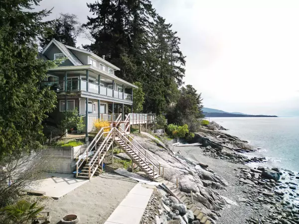 Sechelt, BC V7Z 0M9,6643 SUNSHINE COAST HWY