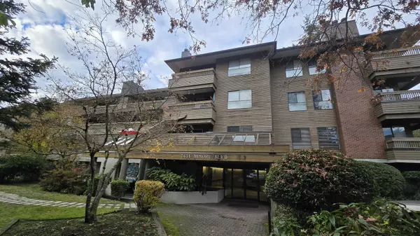 Richmond, BC V6Y 1Z3,7431 MINORU BLVD #218