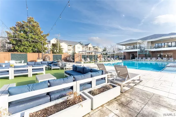 Tuscaloosa, AL 35401,120 15th ST #815