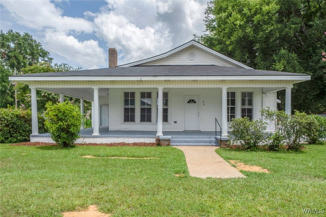 69 2nd AVE, Moundville, AL 35474