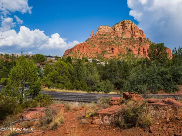 Sedona, AZ 86336,307 Acacia Drive