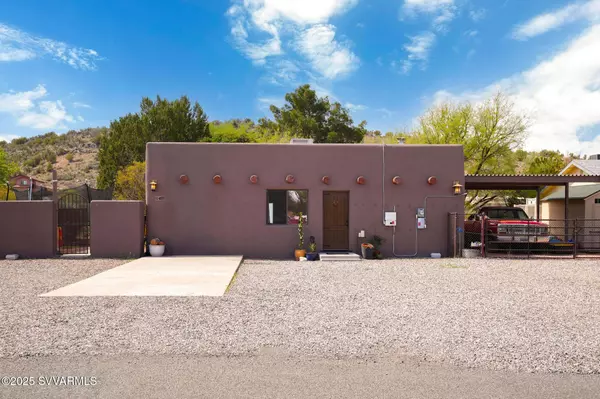 4025 E Valley Lane, Rimrock, AZ 86335