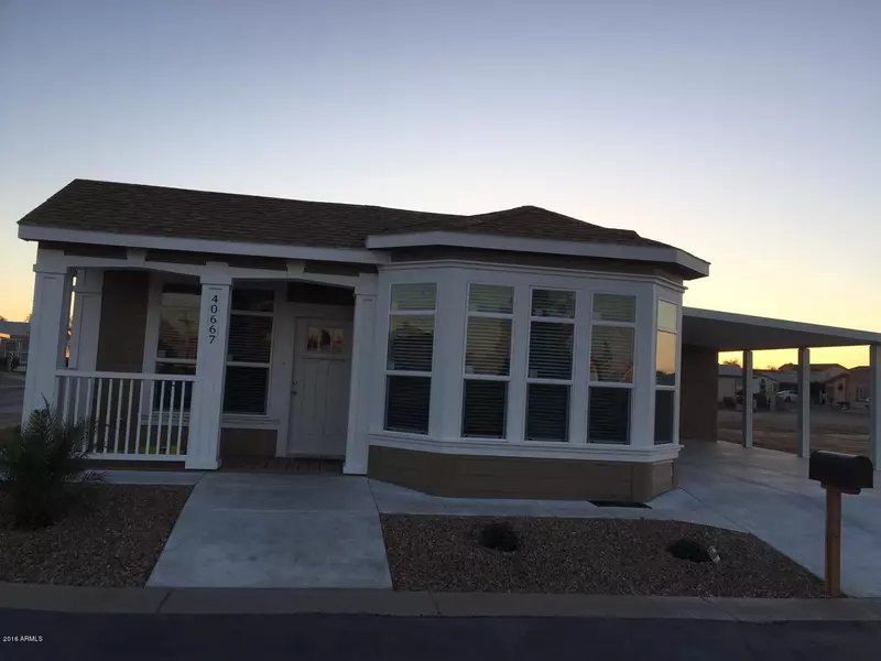 40606 N GREEN Street, San Tan Valley, AZ 85140