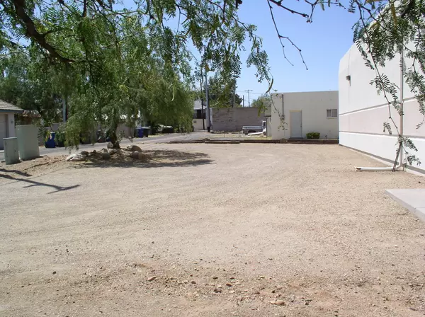 Wickenburg, AZ 85390,10 W APACHE Street