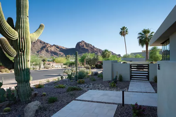 Paradise Valley, AZ 85253,5434 E Lincoln Drive #25