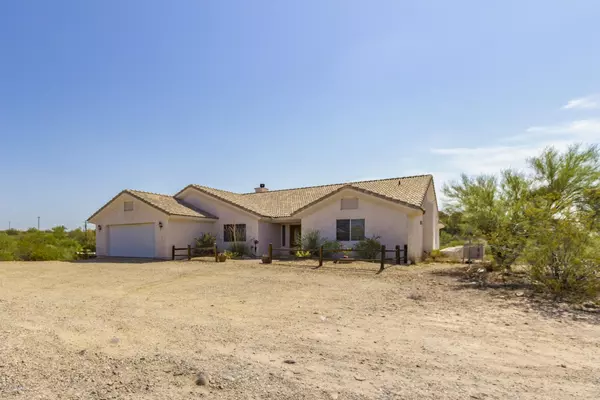 56844 N VULTURE MINE Road, Wickenburg, AZ 85390