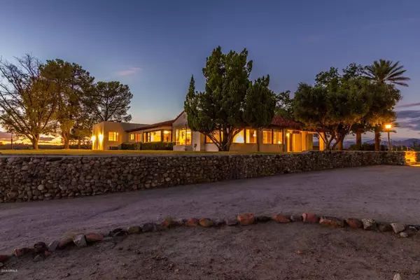 750 W BRALLIAR Road, Wickenburg, AZ 85390