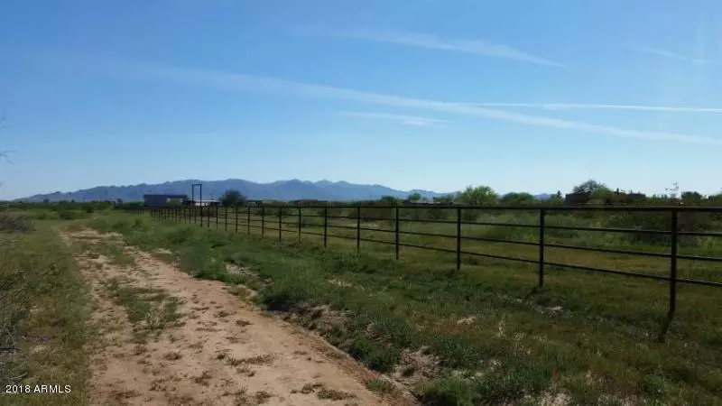 209 W Dale Lane #-, Wittmann, AZ 85361