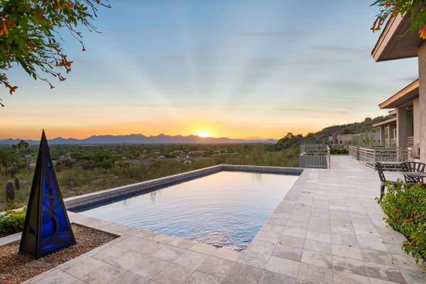 Paradise Valley, AZ 85253,7819 N MOHAVE Road