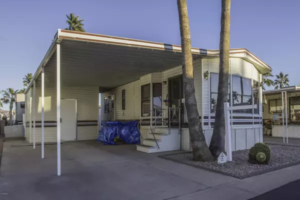 Apache Junction, AZ 85119,439 S SENECA Drive #65