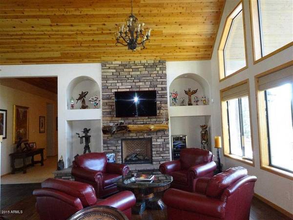 Pinetop, AZ 85935,3142 LAKE VIEW Drive