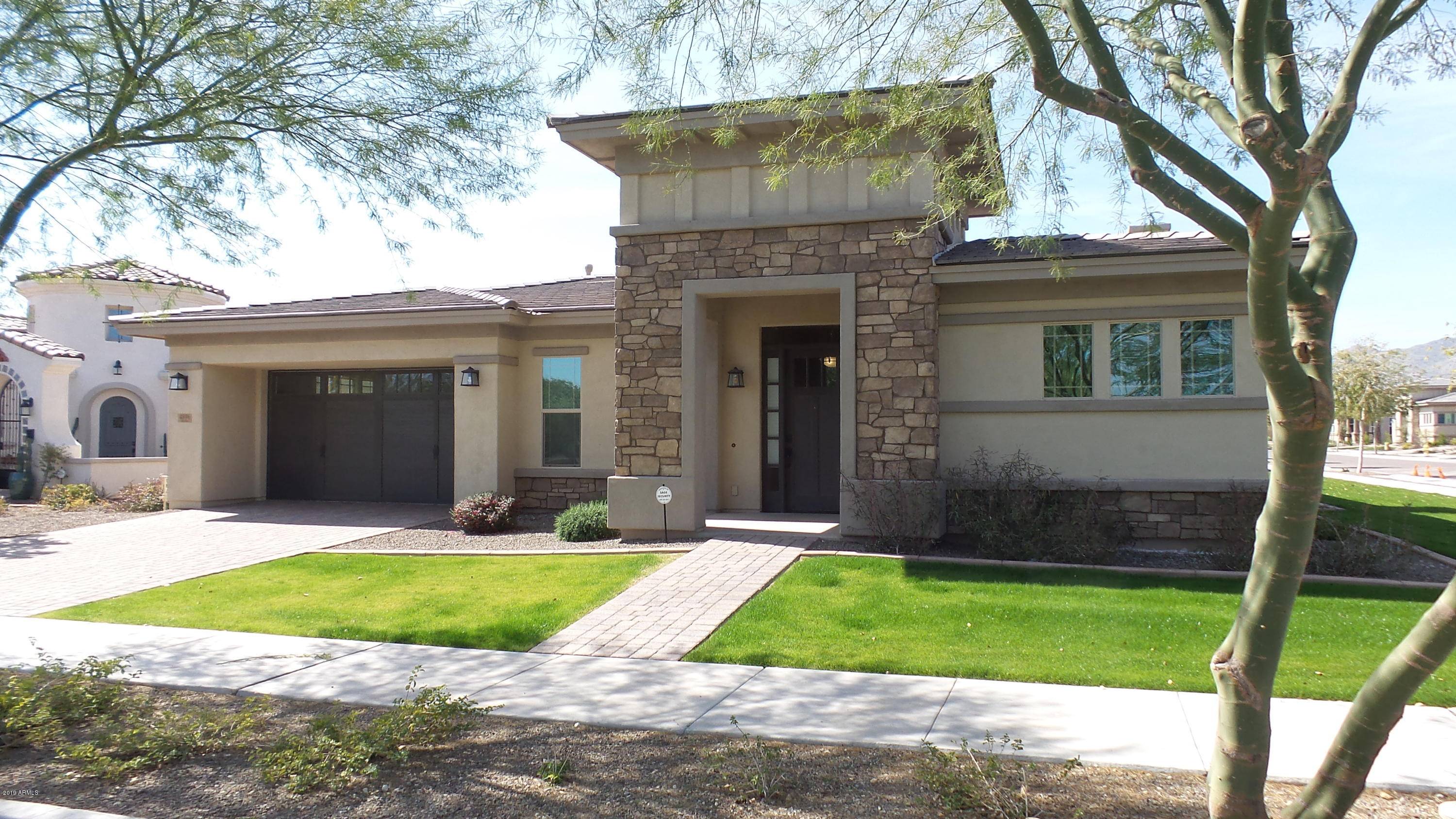 4896 N GRANDVIEW Drive, Buckeye, AZ 85396