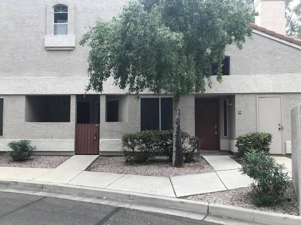 Chandler, AZ 85226,500 N ROOSEVELT Avenue #94