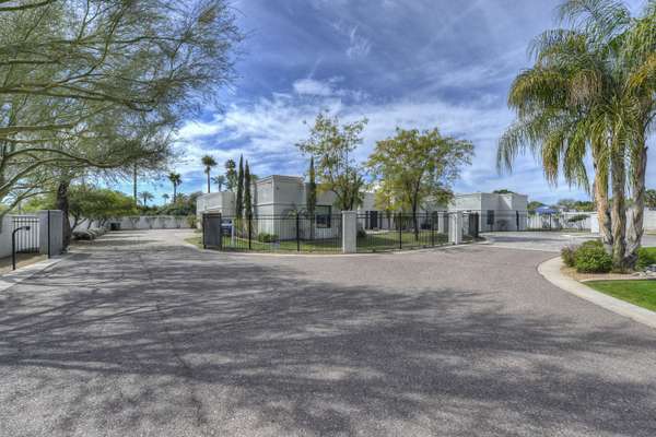 Scottsdale, AZ 85251,6247 E CAMELBACK Road