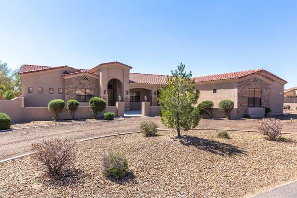 Phoenix, AZ 85086,805 W WINDWARD Court