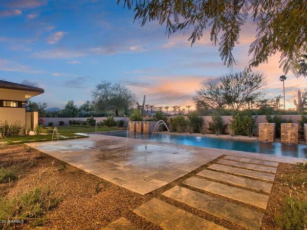 Paradise Valley, AZ 85253,6523 E BERNEIL Drive