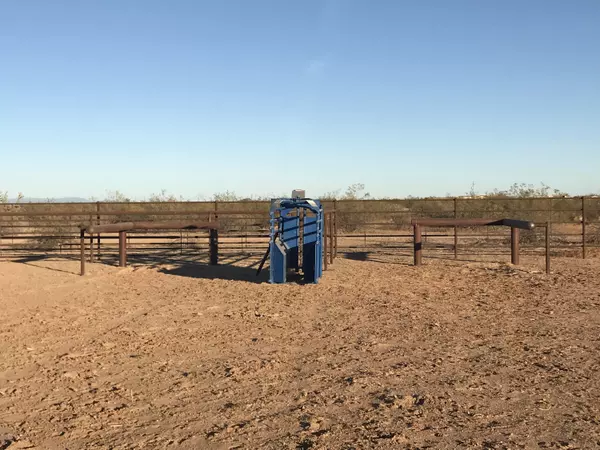 Wickenburg, AZ 85390,1 N Trotter Road #21