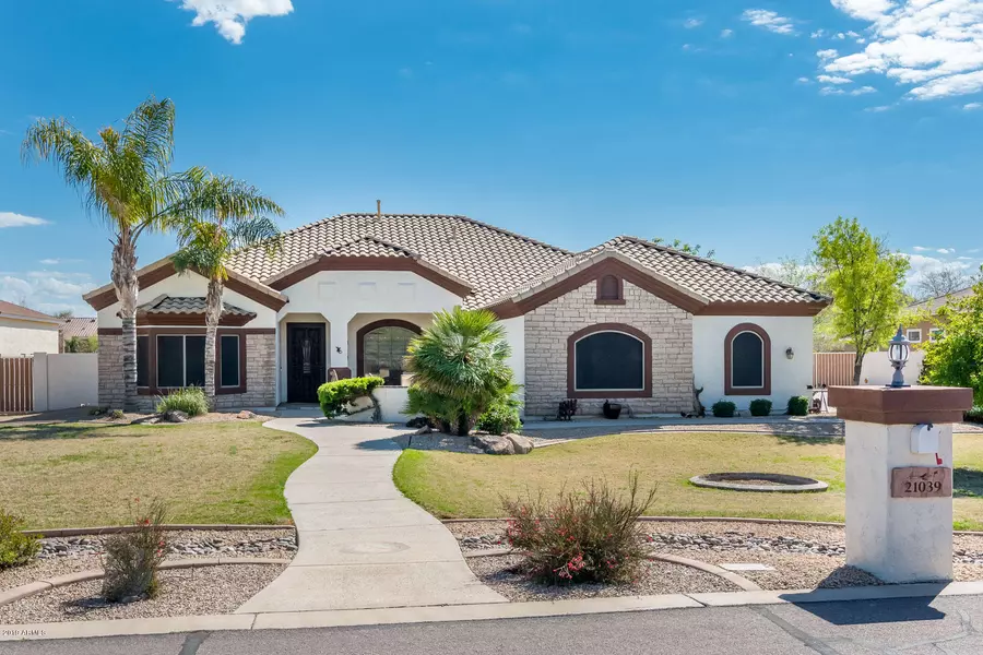 21039 E PUMMELOS Road, Queen Creek, AZ 85142