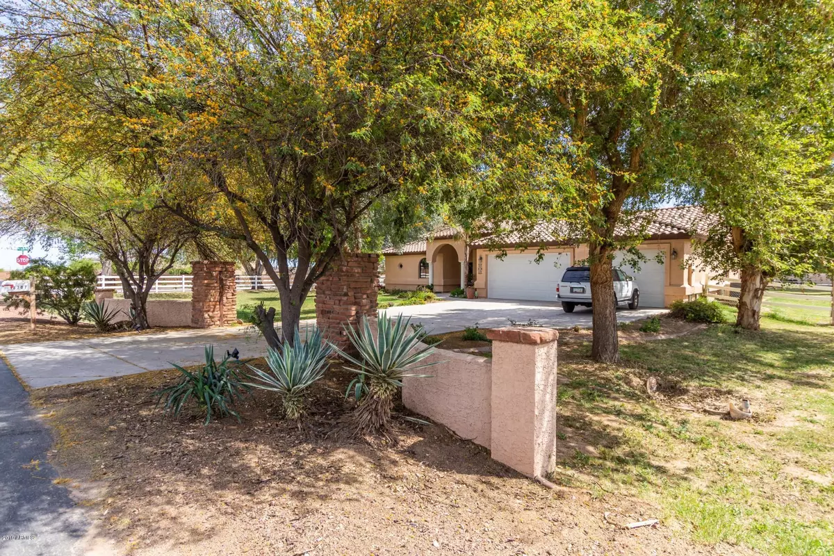 Litchfield Park, AZ 85340,18707 W ELM Street