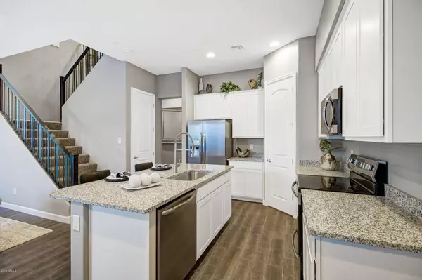 Phoenix, AZ 85018,3020 N 37TH Place