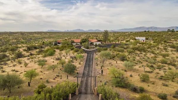 Wickenburg, AZ 85390,19300 W VERDE HILLS Drive