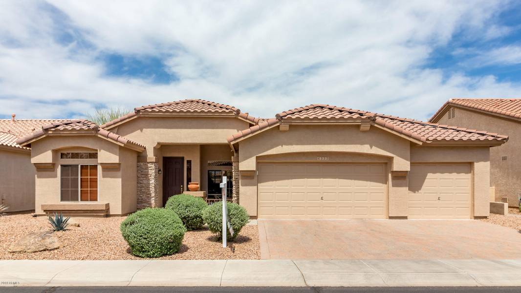 4322 E CHESTNUT Lane, Gilbert, AZ 85298