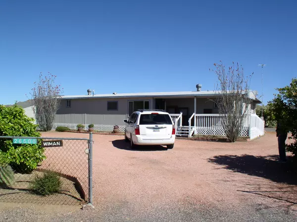 26500 S GRANDVIEW Drive, Congress, AZ 85332