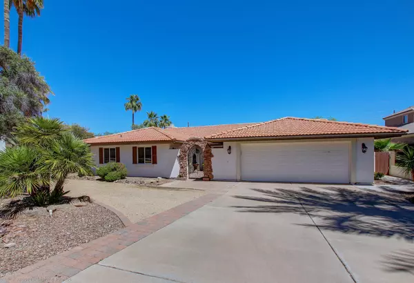 12019 S APPALOOSA Drive, Phoenix, AZ 85044