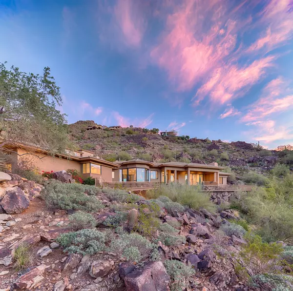 Paradise Valley, AZ 85253,5411 E ROADRUNNER Road