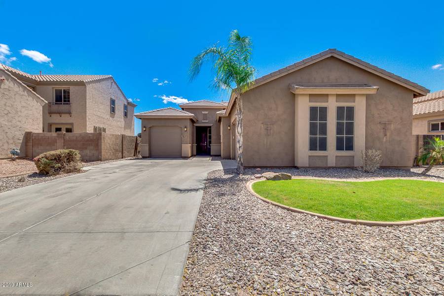 4909 E GLENEAGLE Drive, Chandler, AZ 85249