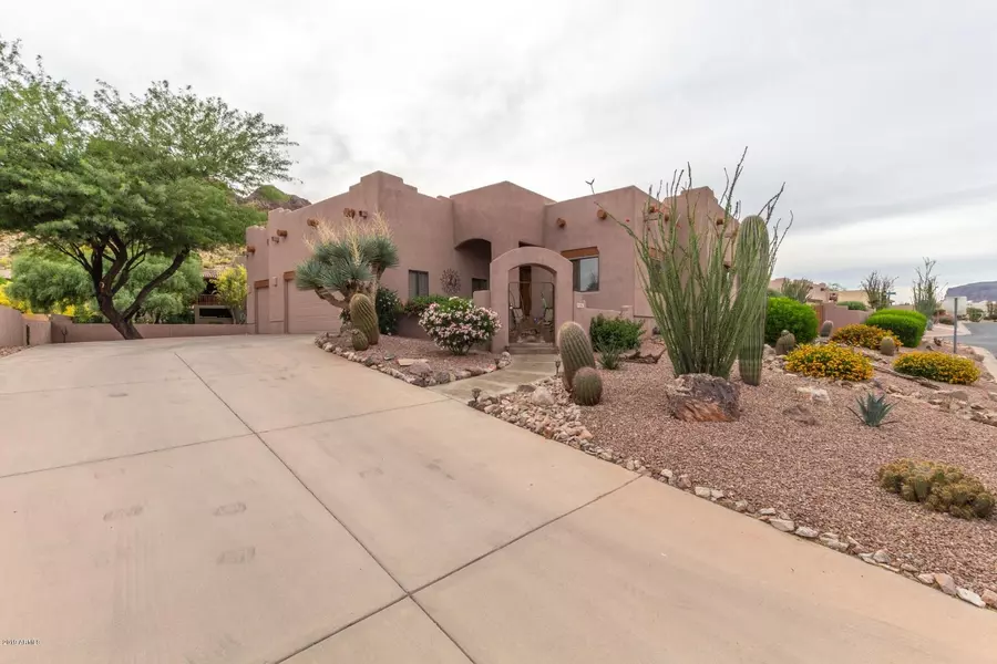 4962 S STRIKE IT RICH Drive, Gold Canyon, AZ 85118