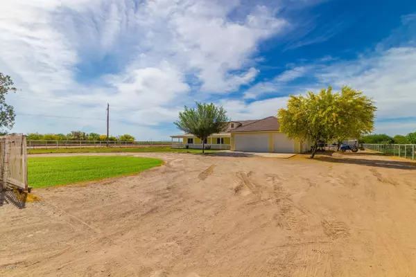 San Tan Valley, AZ 85140,4929 E BEEHIVE Road