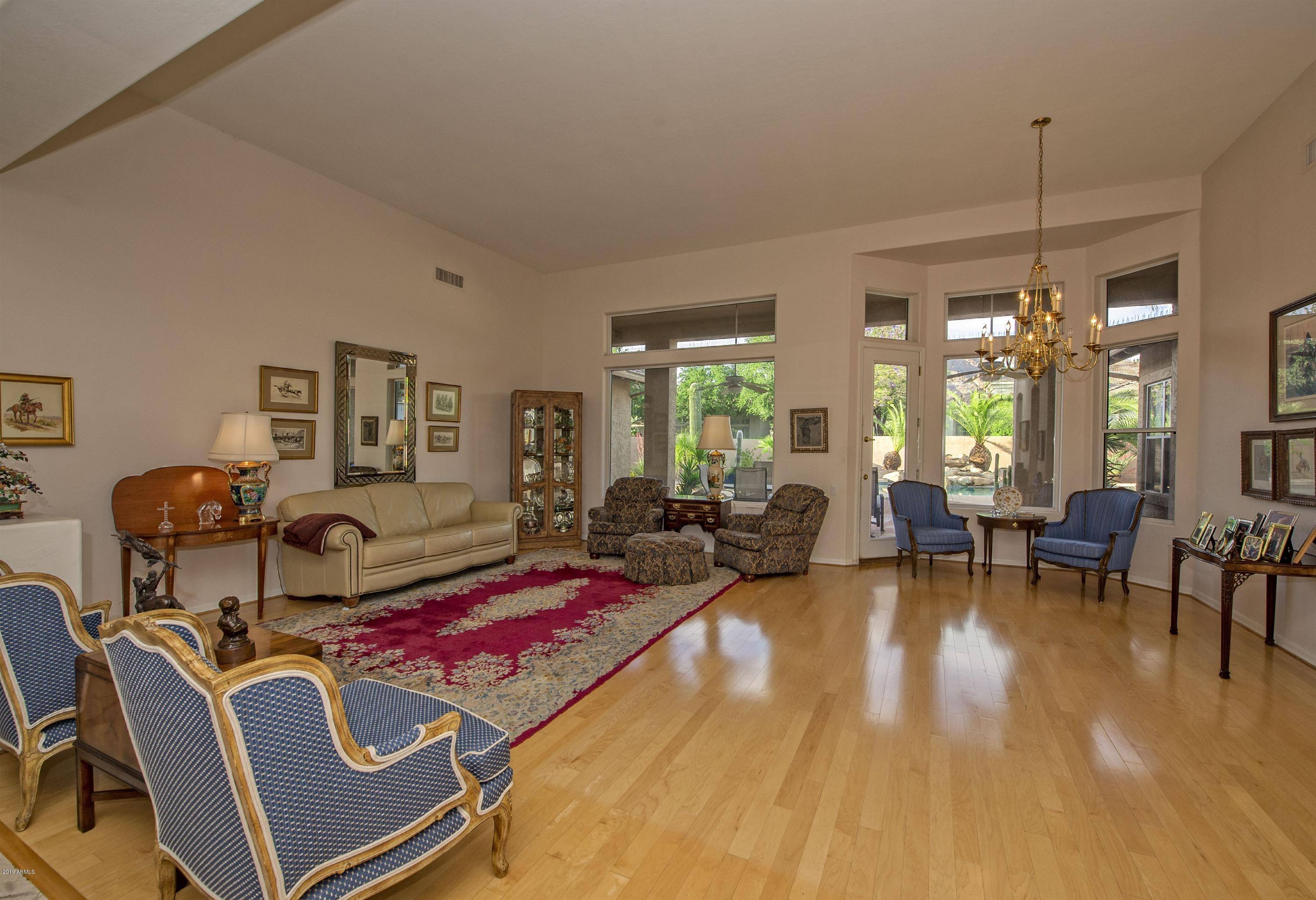 Phoenix, AZ 85018,4930 E CALLE VENTURA --