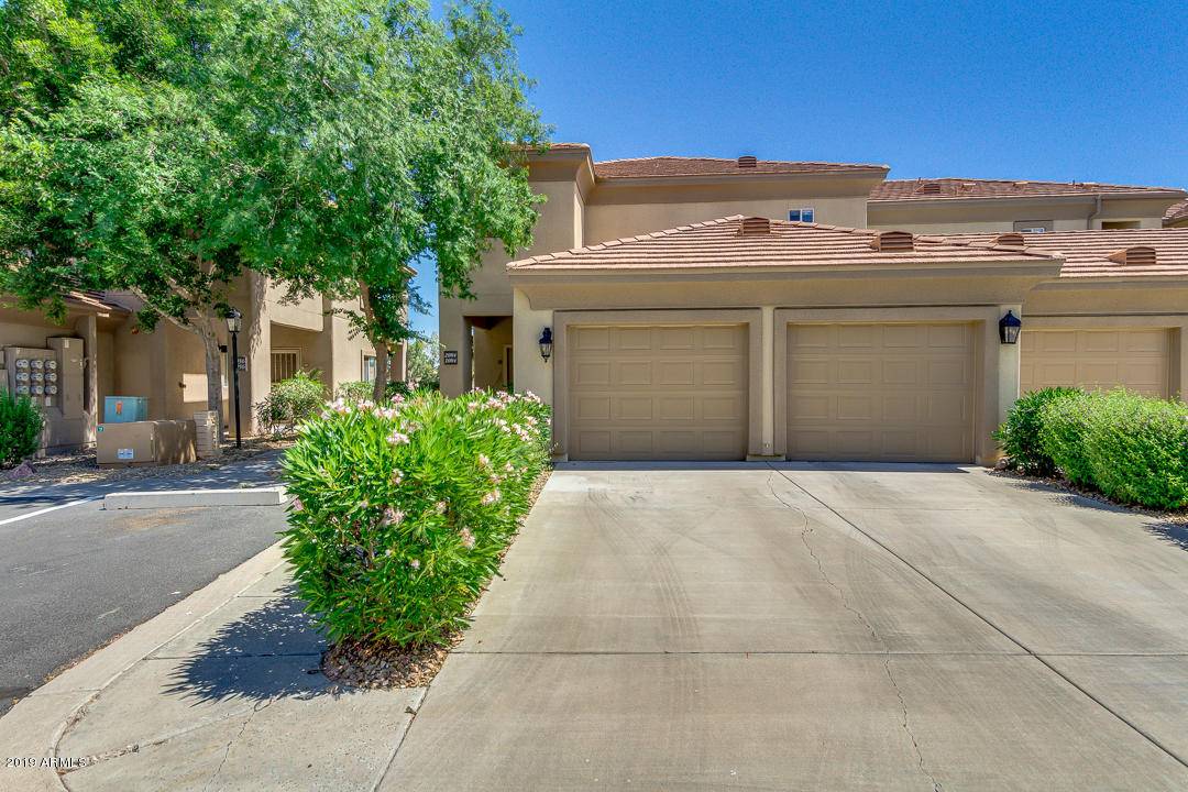 7401 W ARROWHEAD CLUBHOUSE Drive #2084, Glendale, AZ 85308