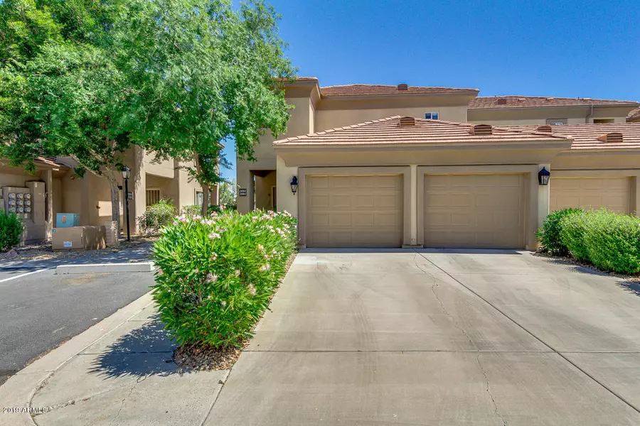 7401 W ARROWHEAD CLUBHOUSE Drive #2084, Glendale, AZ 85308