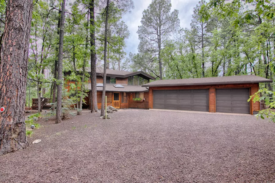 3332 WHITE OAK Drive, Pinetop, AZ 85935