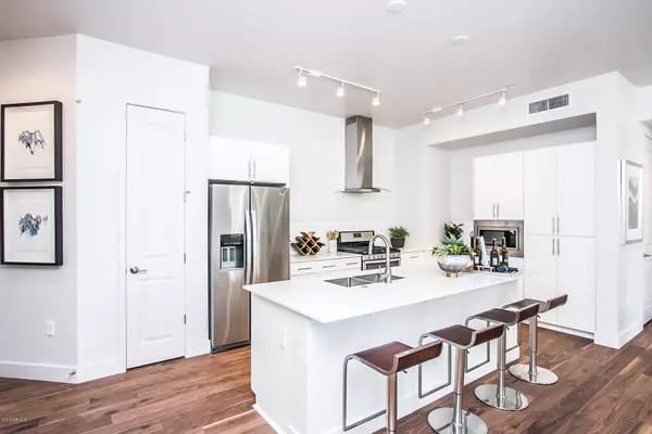 Phoenix, AZ 85012,3131 N CENTRAL Avenue #3003