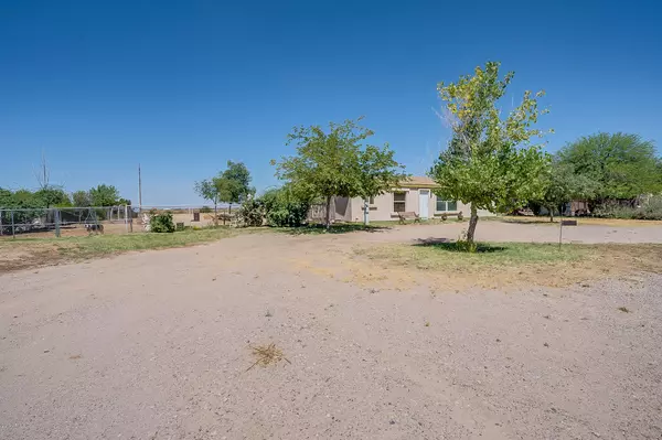 San Tan Valley, AZ 85140,36054 N QUICK DRAW Lane