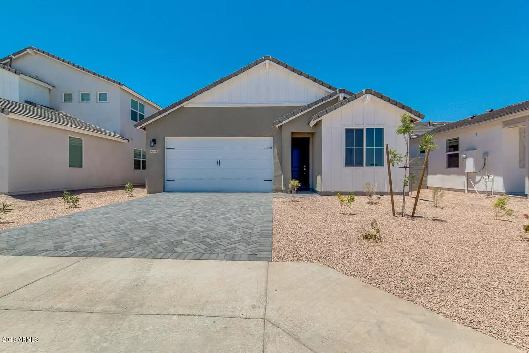 San Tan Valley, AZ 85140,532 E Vail Lane