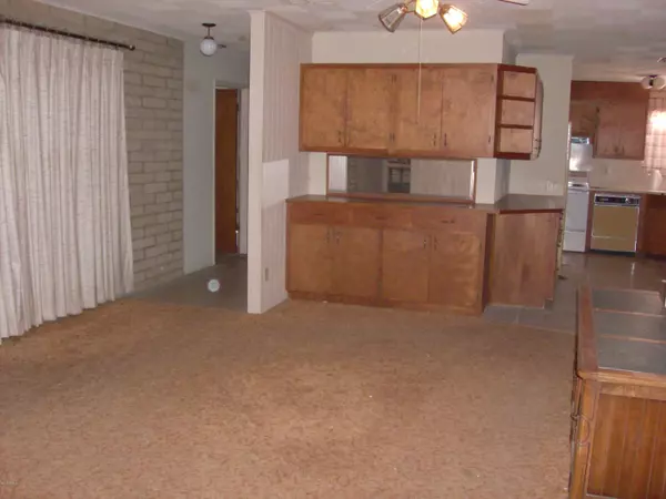 Morristown, AZ 85342,28849 HIGHWAY 60 89 --