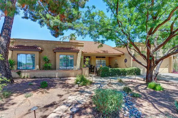 6120 E KINGS Avenue, Scottsdale, AZ 85254