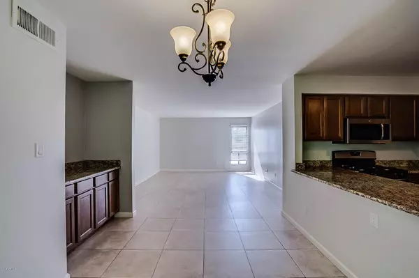 Scottsdale, AZ 85251,4950 N MILLER Road #227