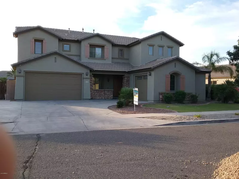 8500 W NICOLET Avenue, Glendale, AZ 85305