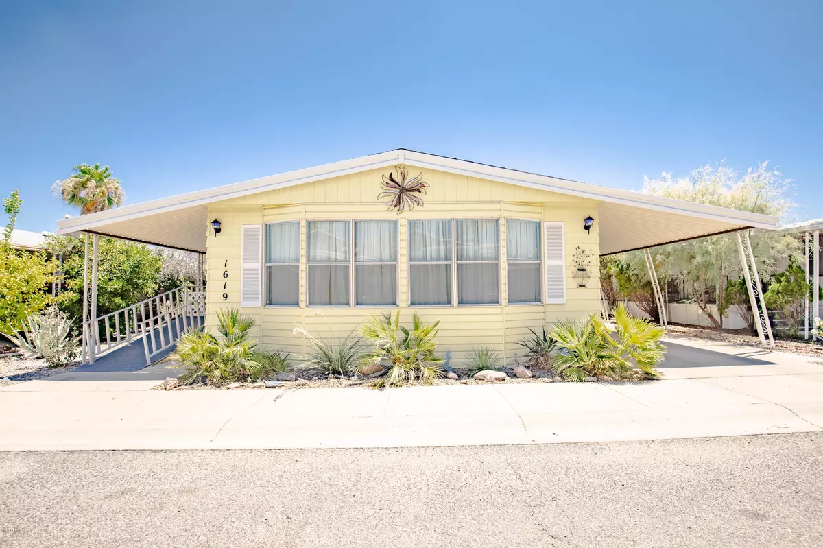 Phoenix, AZ 85022,1619 E Michelle Drive #142