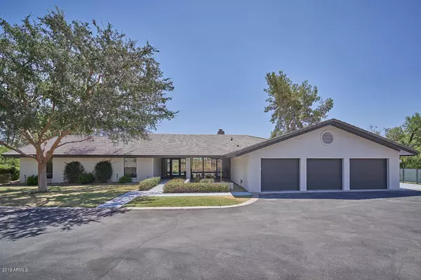 Paradise Valley, AZ 85253,7110 N 46TH Street