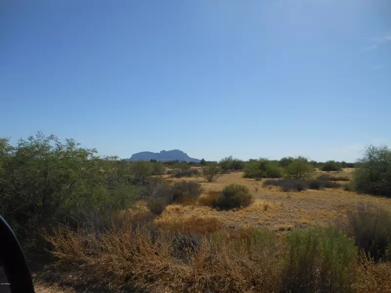 4200 N 411th Avenue #-, Tonopah, AZ 85354